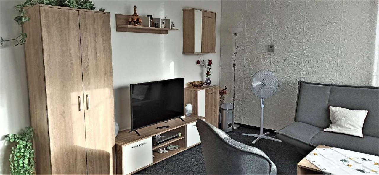 Apartman Milena Jicin Ngoại thất bức ảnh