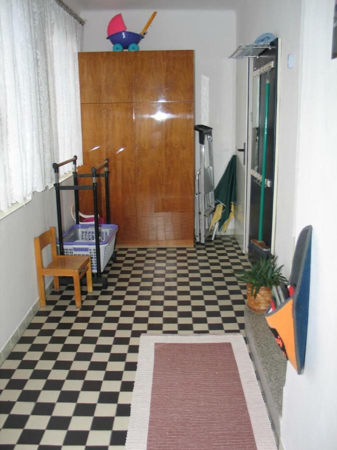 Apartman Milena Jicin Ngoại thất bức ảnh