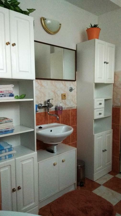 Apartman Milena Jicin Ngoại thất bức ảnh